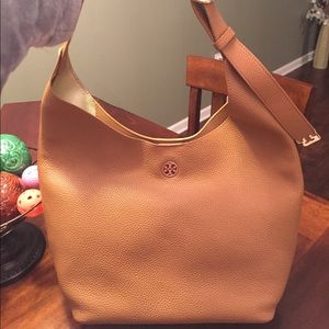 Tory Burch Perry Hobo